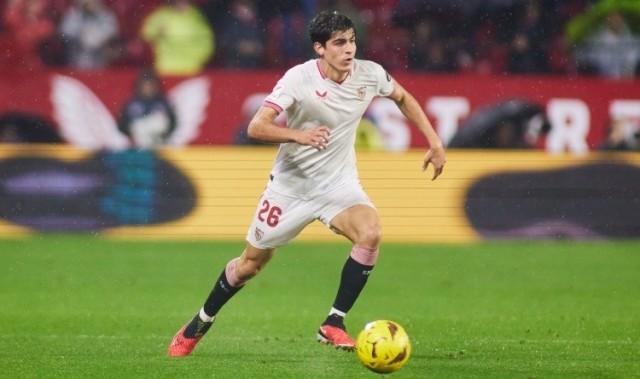 迪马济奥：那不勒斯重新有意胡安卢，将和尤文竞争这名右边后卫